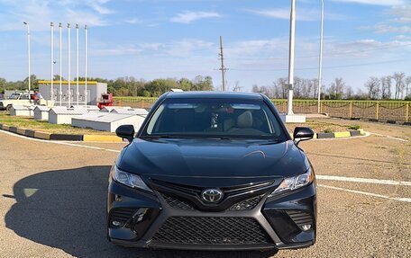 Toyota Camry, 2019 год, 2 800 000 рублей, 3 фотография