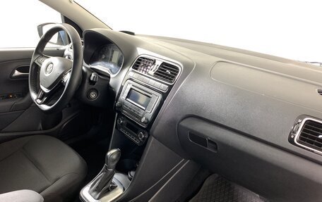 Volkswagen Polo VI (EU Market), 2017 год, 949 000 рублей, 13 фотография
