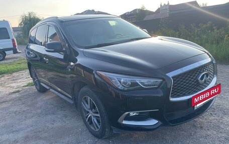 Infiniti QX60 I рестайлинг, 2017 год, 2 050 000 рублей, 7 фотография