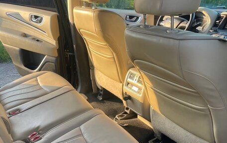 Infiniti QX60 I рестайлинг, 2017 год, 2 050 000 рублей, 13 фотография