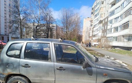 Chevrolet Niva I рестайлинг, 2004 год, 210 000 рублей, 5 фотография