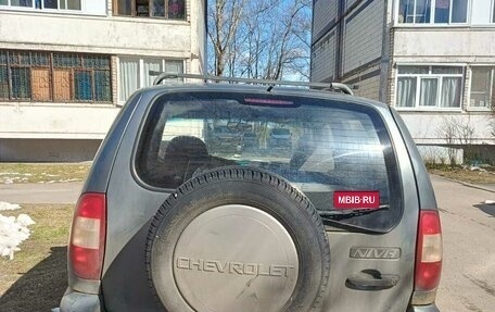 Chevrolet Niva I рестайлинг, 2004 год, 210 000 рублей, 2 фотография