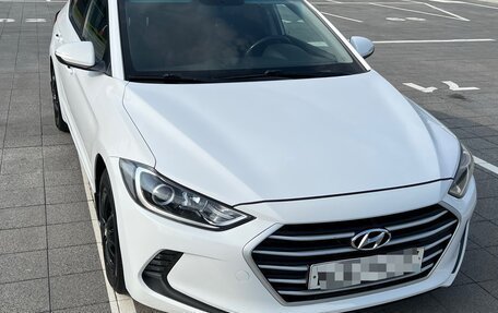 Hyundai Elantra VI рестайлинг, 2018 год, 1 650 000 рублей, 2 фотография