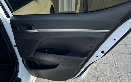 Hyundai Elantra VI рестайлинг, 2018 год, 1 650 000 рублей, 15 фотография