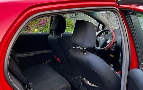 Toyota Yaris III рестайлинг, 2006 год, 550 000 рублей, 7 фотография