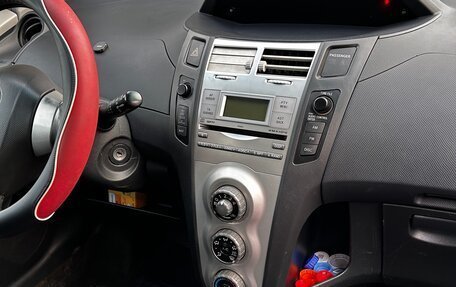 Toyota Yaris III рестайлинг, 2006 год, 550 000 рублей, 8 фотография