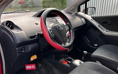 Toyota Yaris III рестайлинг, 2006 год, 550 000 рублей, 4 фотография