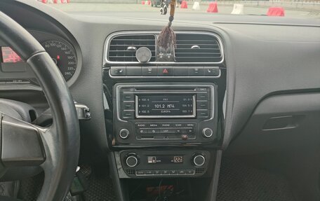 Volkswagen Polo VI (EU Market), 2014 год, 840 000 рублей, 10 фотография