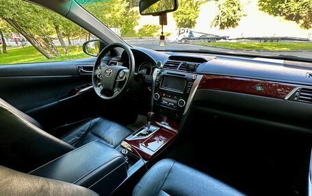 Toyota Camry, 2014 год, 1 890 000 рублей, 8 фотография