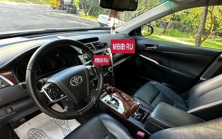 Toyota Camry, 2014 год, 1 890 000 рублей, 10 фотография