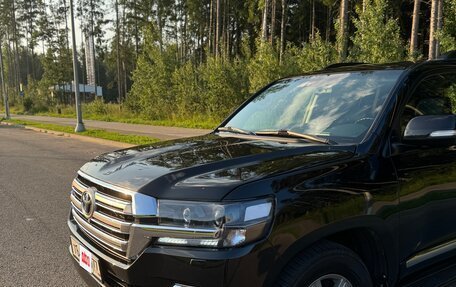 Toyota Land Cruiser 200, 2013 год, 4 000 000 рублей, 2 фотография
