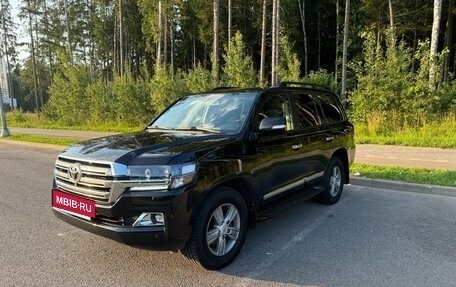 Toyota Land Cruiser 200, 2013 год, 4 000 000 рублей, 6 фотография