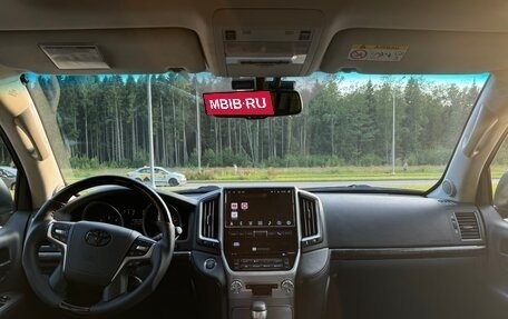 Toyota Land Cruiser 200, 2013 год, 4 000 000 рублей, 9 фотография