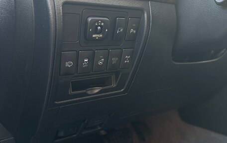 Toyota Land Cruiser 200, 2013 год, 4 000 000 рублей, 24 фотография