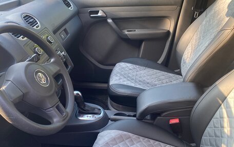 Volkswagen Caddy III рестайлинг, 2012 год, 2 400 000 рублей, 14 фотография
