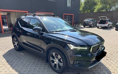 Volvo XC40 I, 2019 год, 2 505 000 рублей, 2 фотография