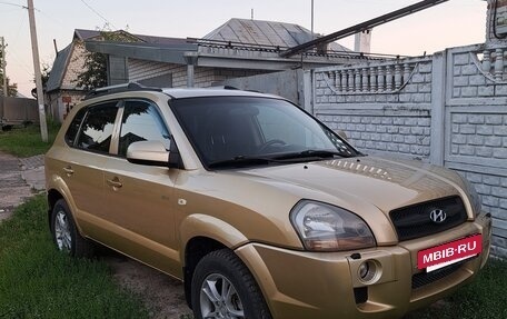 Hyundai Tucson III, 2005 год, 800 000 рублей, 2 фотография