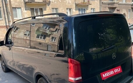 Mercedes-Benz Vito, 2016 год, 2 250 000 рублей, 2 фотография
