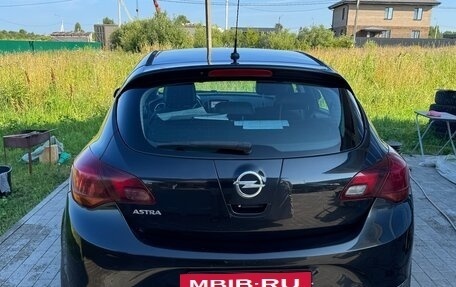 Opel Astra J, 2014 год, 945 000 рублей, 4 фотография