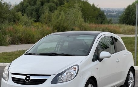 Opel Corsa D, 2010 год, 600 000 рублей, 1 фотография