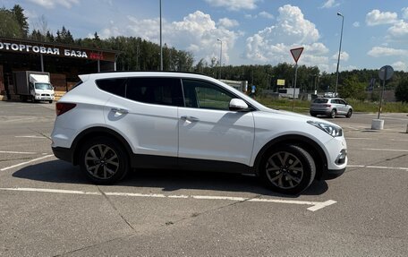 Hyundai Santa Fe III рестайлинг, 2017 год, 2 600 000 рублей, 4 фотография