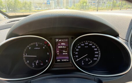 Hyundai Santa Fe III рестайлинг, 2017 год, 2 600 000 рублей, 13 фотография