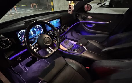 Mercedes-Benz E-Класс, 2021 год, 4 600 000 рублей, 4 фотография