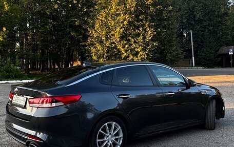 KIA Optima IV, 2017 год, 1 900 000 рублей, 11 фотография