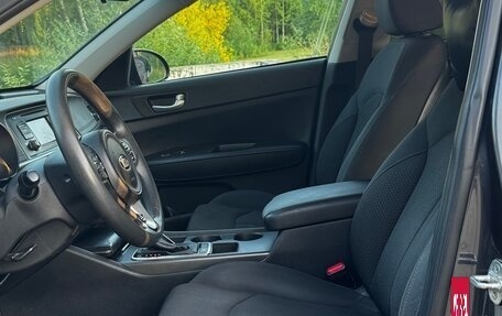 KIA Optima IV, 2017 год, 1 900 000 рублей, 17 фотография