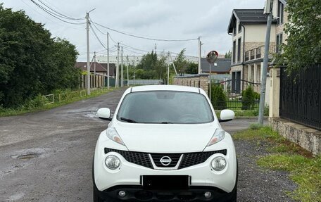 Nissan Juke II, 2011 год, 880 000 рублей, 2 фотография