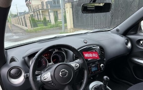 Nissan Juke II, 2011 год, 880 000 рублей, 8 фотография