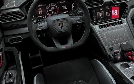 Lamborghini Urus I, 2024 год, 46 485 000 рублей, 8 фотография