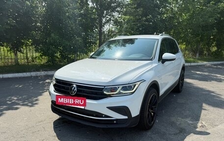 Volkswagen Tiguan II, 2021 год, 2 850 000 рублей, 12 фотография