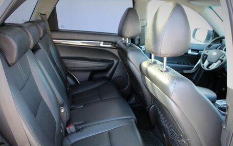 KIA Sorento II рестайлинг, 2009 год, 1 075 000 рублей, 13 фотография