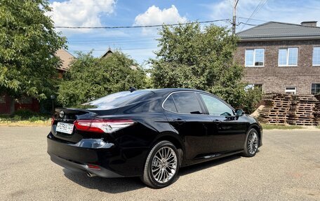 Toyota Camry, 2020 год, 2 800 000 рублей, 5 фотография