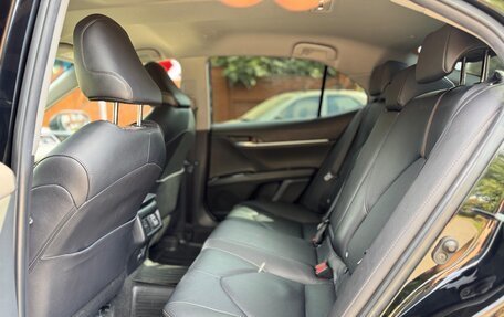 Toyota Camry, 2020 год, 2 800 000 рублей, 11 фотография