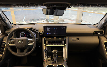 Toyota Land Cruiser, 2025 год, 12 990 000 рублей, 9 фотография