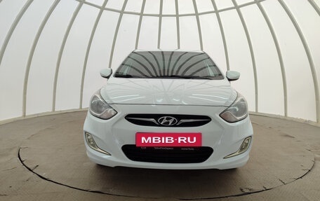 Hyundai Solaris II рестайлинг, 2013 год, 355 000 рублей, 2 фотография