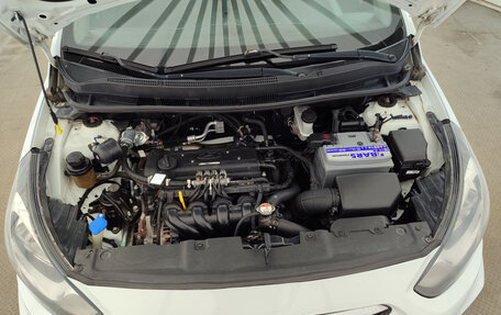 Hyundai Solaris II рестайлинг, 2013 год, 355 000 рублей, 11 фотография