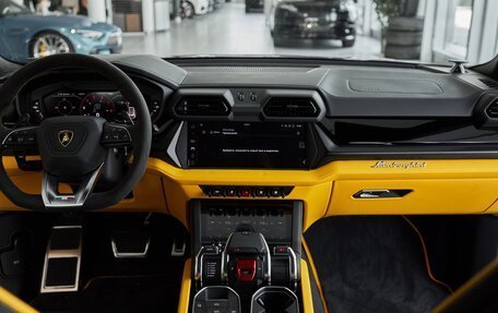 Lamborghini Urus I, 2025 год, 43 300 000 рублей, 10 фотография