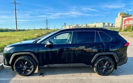 Toyota RAV4, 2021 год, 3 700 000 рублей, 2 фотография