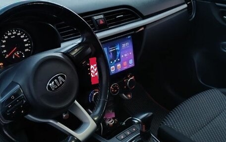 KIA Rio IV, 2018 год, 795 000 рублей, 6 фотография