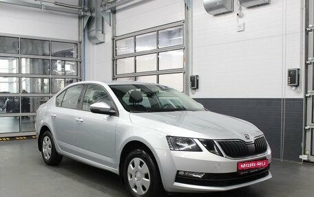 Skoda Octavia, 2019 год, 1 650 000 рублей, 3 фотография