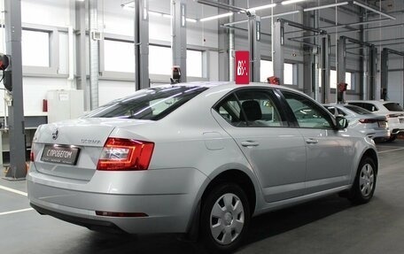 Skoda Octavia, 2019 год, 1 650 000 рублей, 5 фотография