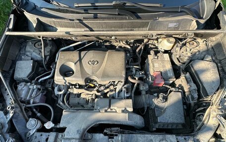 Toyota RAV4, 2022 год, 3 650 000 рублей, 8 фотография