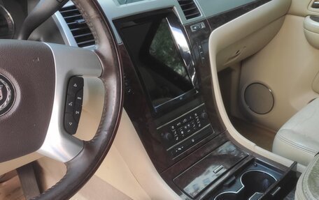 Cadillac Escalade III, 2007 год, 1 150 000 рублей, 9 фотография