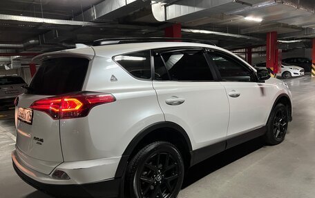 Toyota RAV4, 2019 год, 3 100 000 рублей, 3 фотография