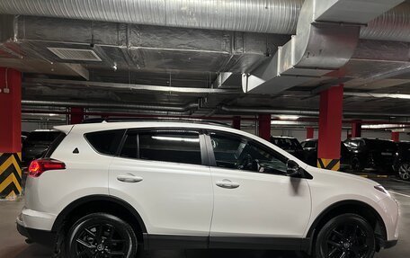 Toyota RAV4, 2019 год, 3 100 000 рублей, 8 фотография