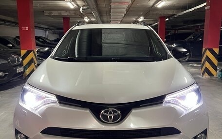 Toyota RAV4, 2019 год, 3 100 000 рублей, 5 фотография