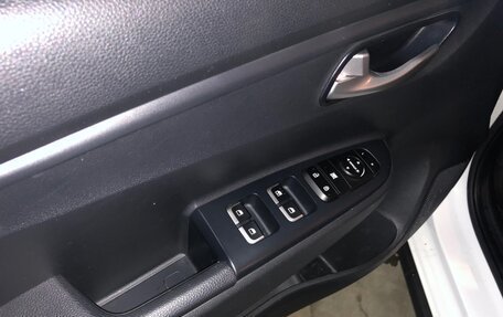 KIA Rio IV, 2017 год, 1 500 000 рублей, 8 фотография